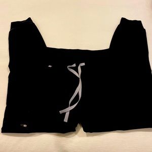 Figs woman’s joggers size medium